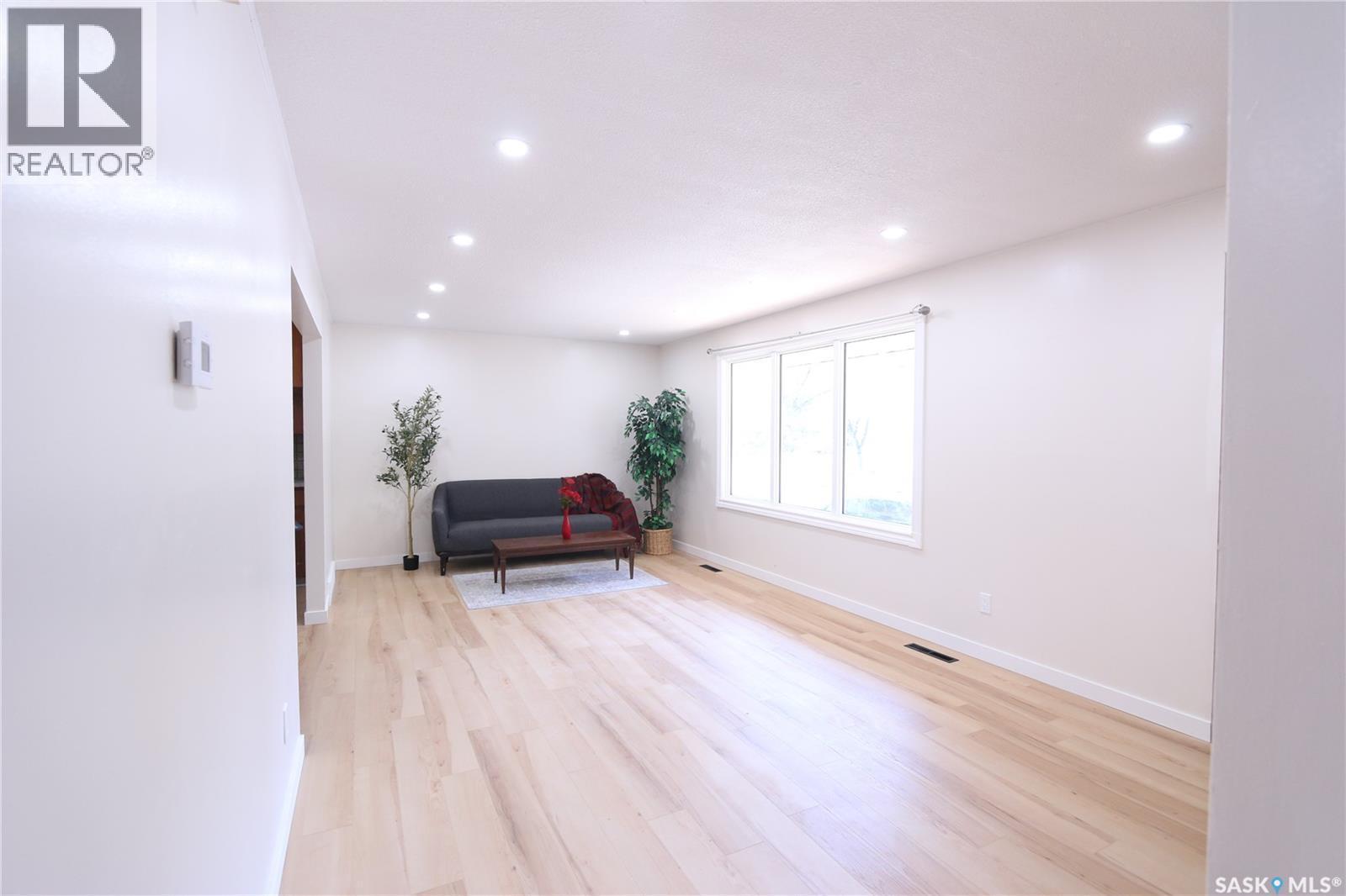 2910 Avonhurst Drive, Regina, SK