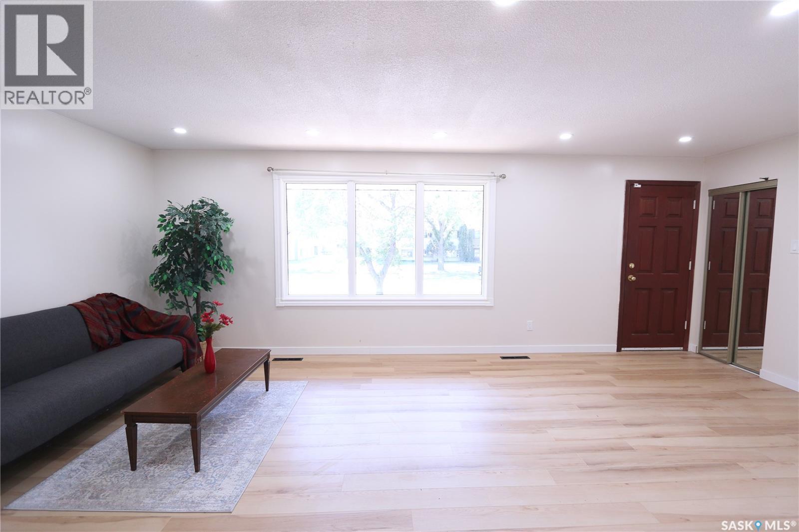 2910 Avonhurst Drive, Regina, SK