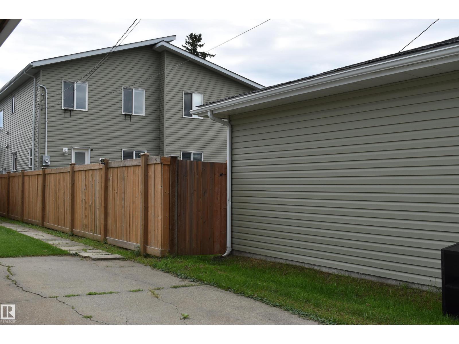 10510 153 St Nw, Edmonton, AB