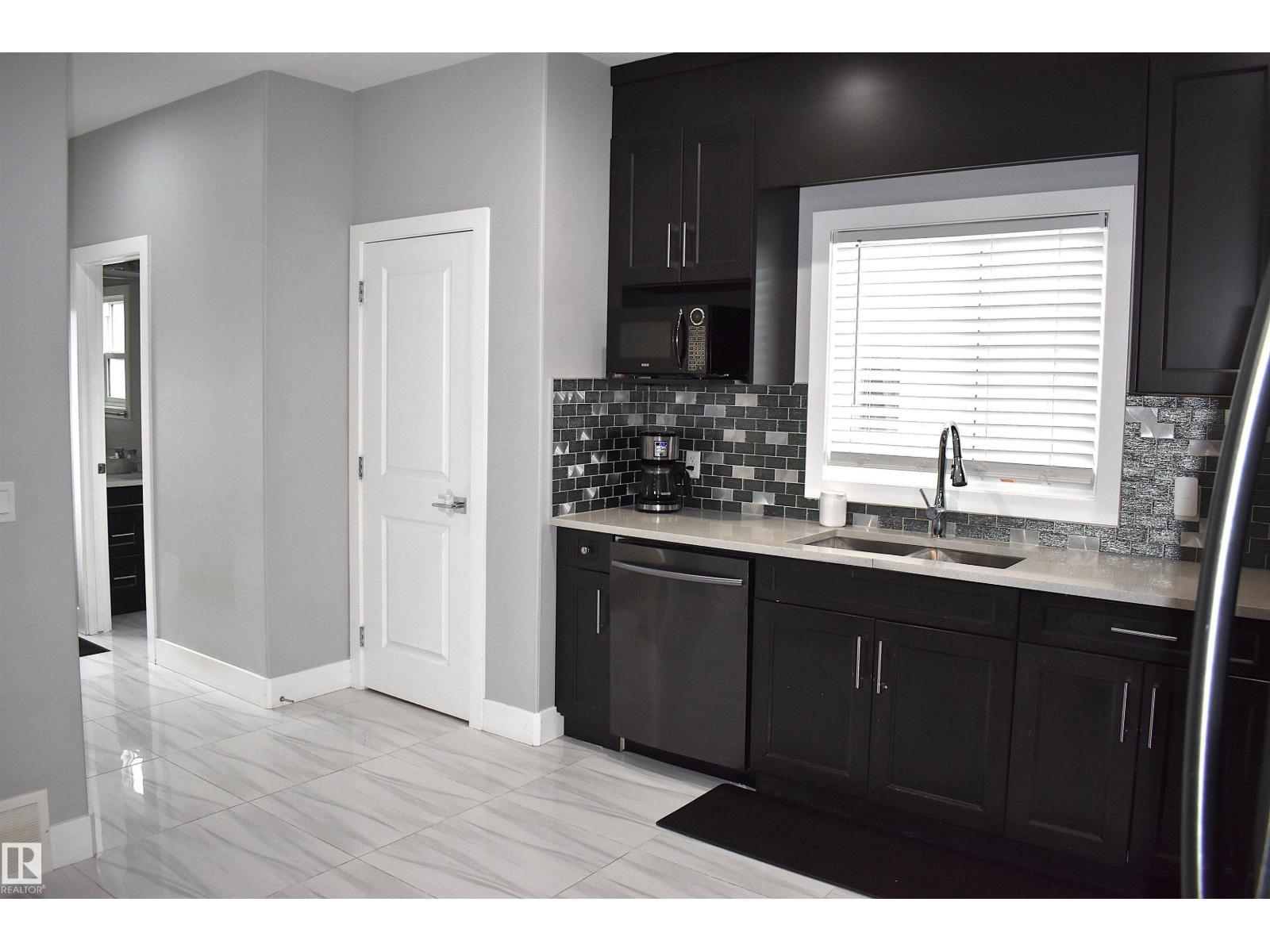 10510 153 St Nw, Edmonton, AB