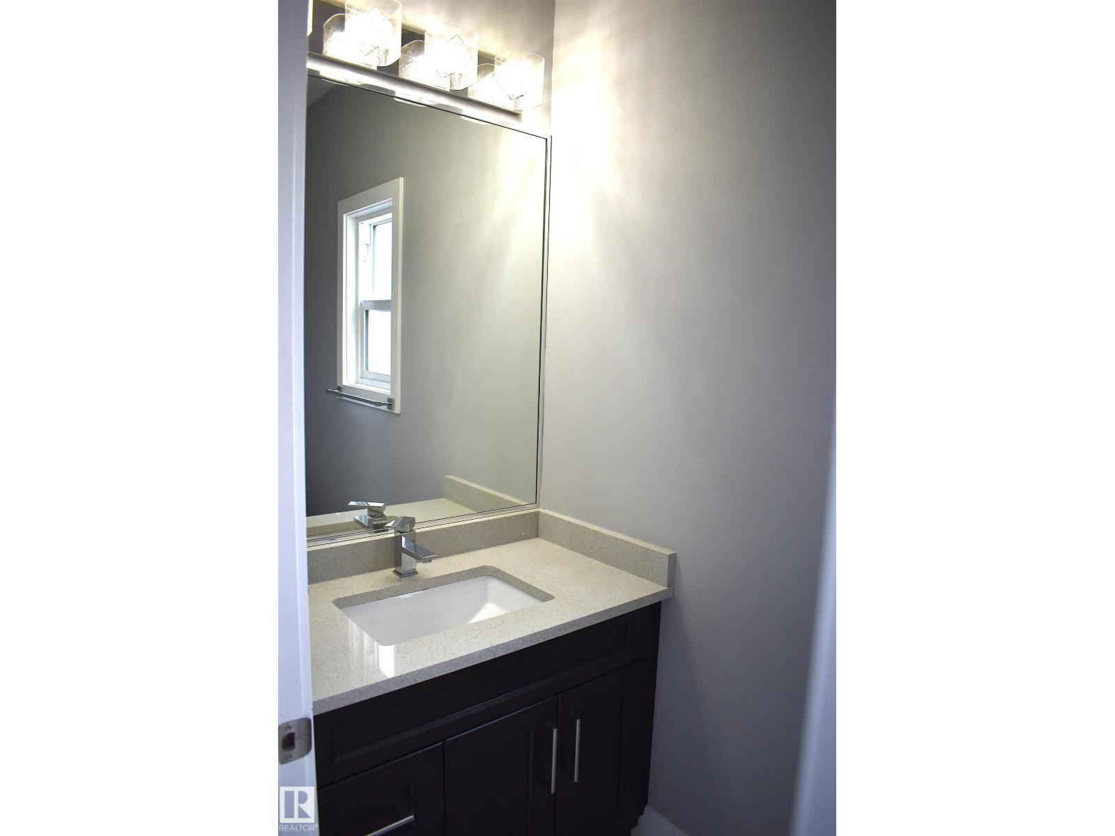 10510 153 St Nw, Edmonton, AB