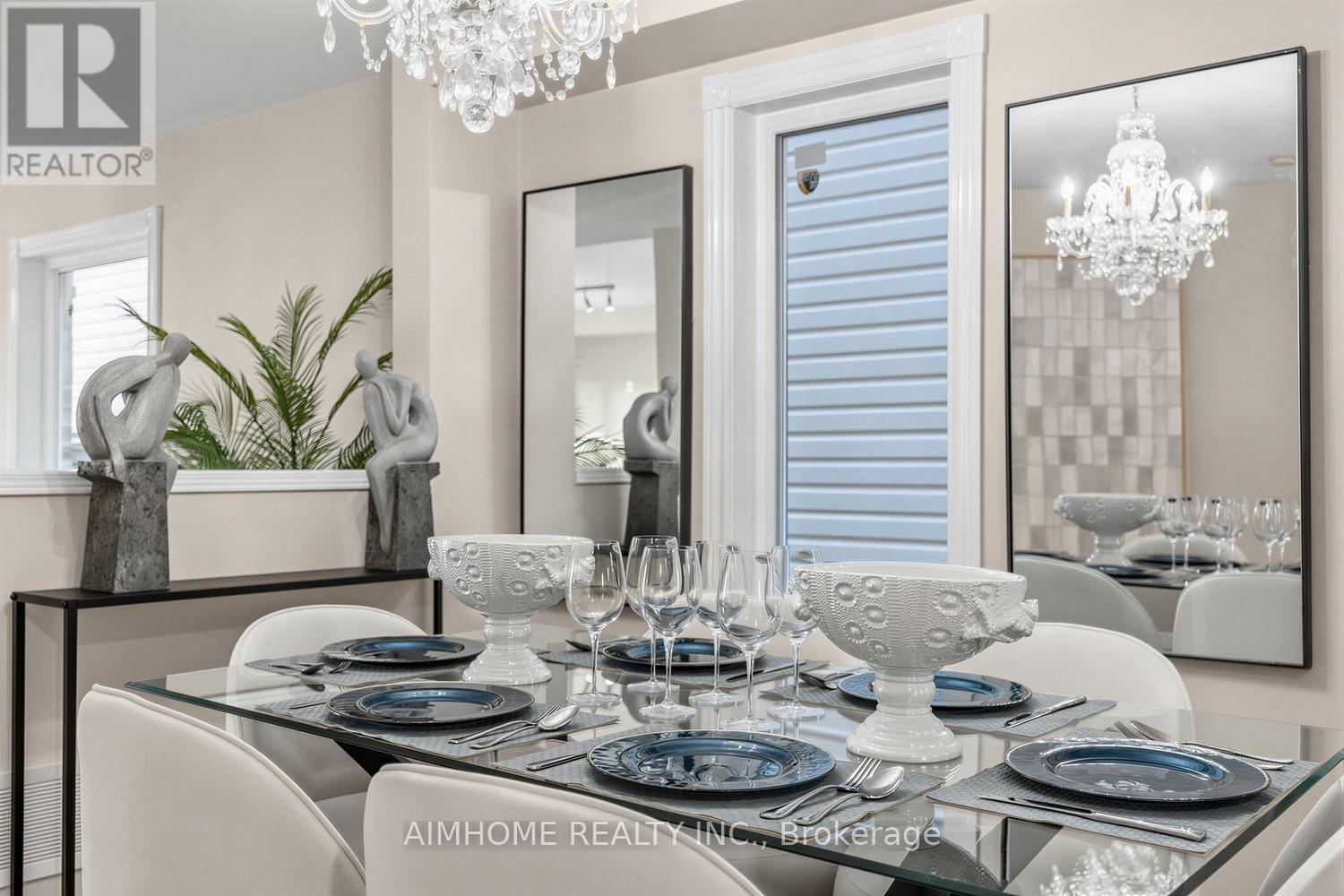 23 Bruce Creek Drive, Markham, ON - Indoor Photo Showing Dining Room