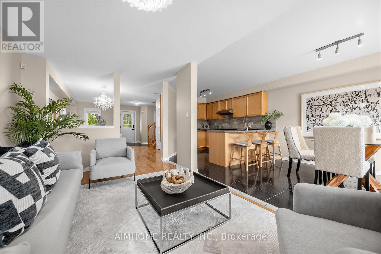 23 Bruce Creek Drive, Markham, ON - Indoor Photo Showing Living Room