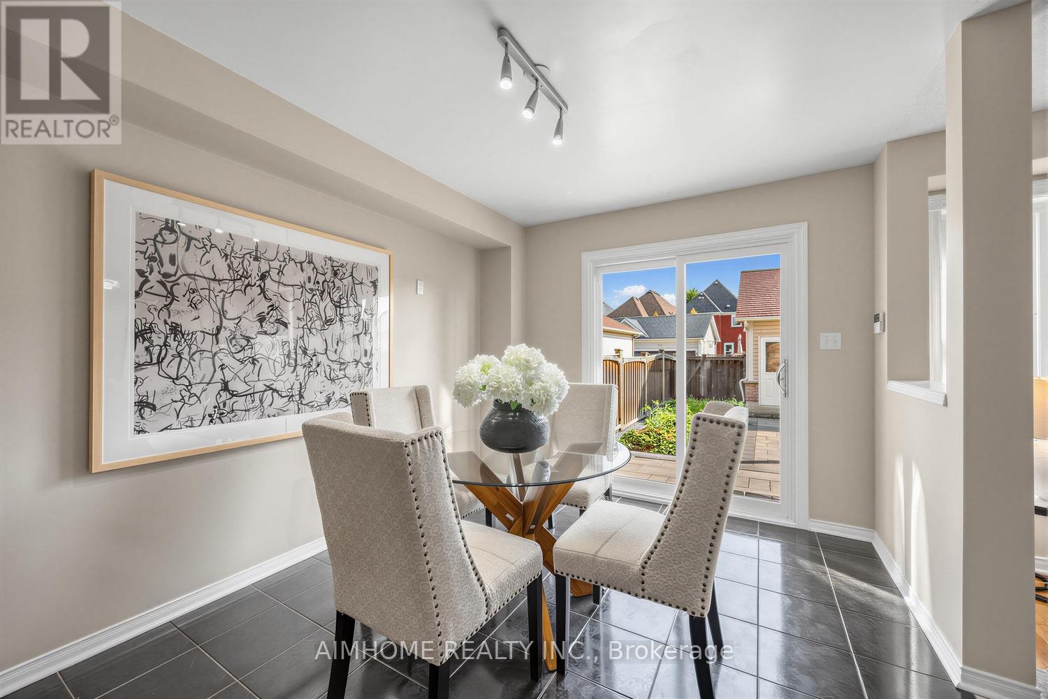 23 Bruce Creek Drive, Markham, ON - Indoor Photo Showing Dining Room