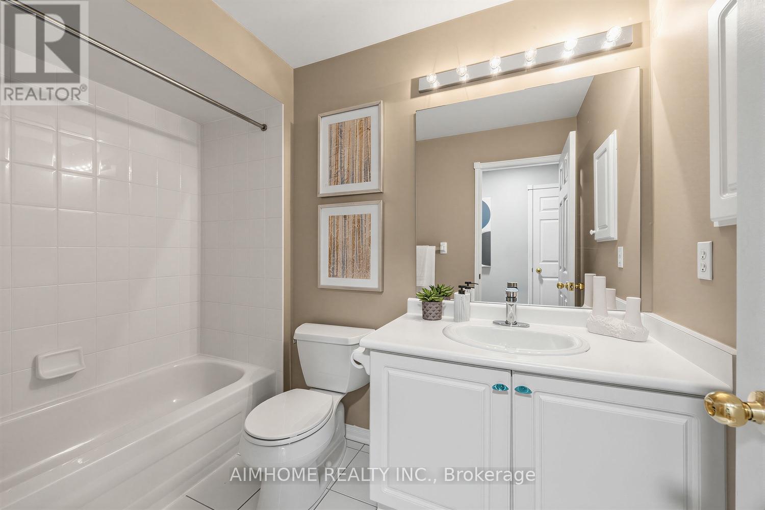 23 Bruce Creek Drive, Markham, ON - Indoor Photo Showing Bathroom