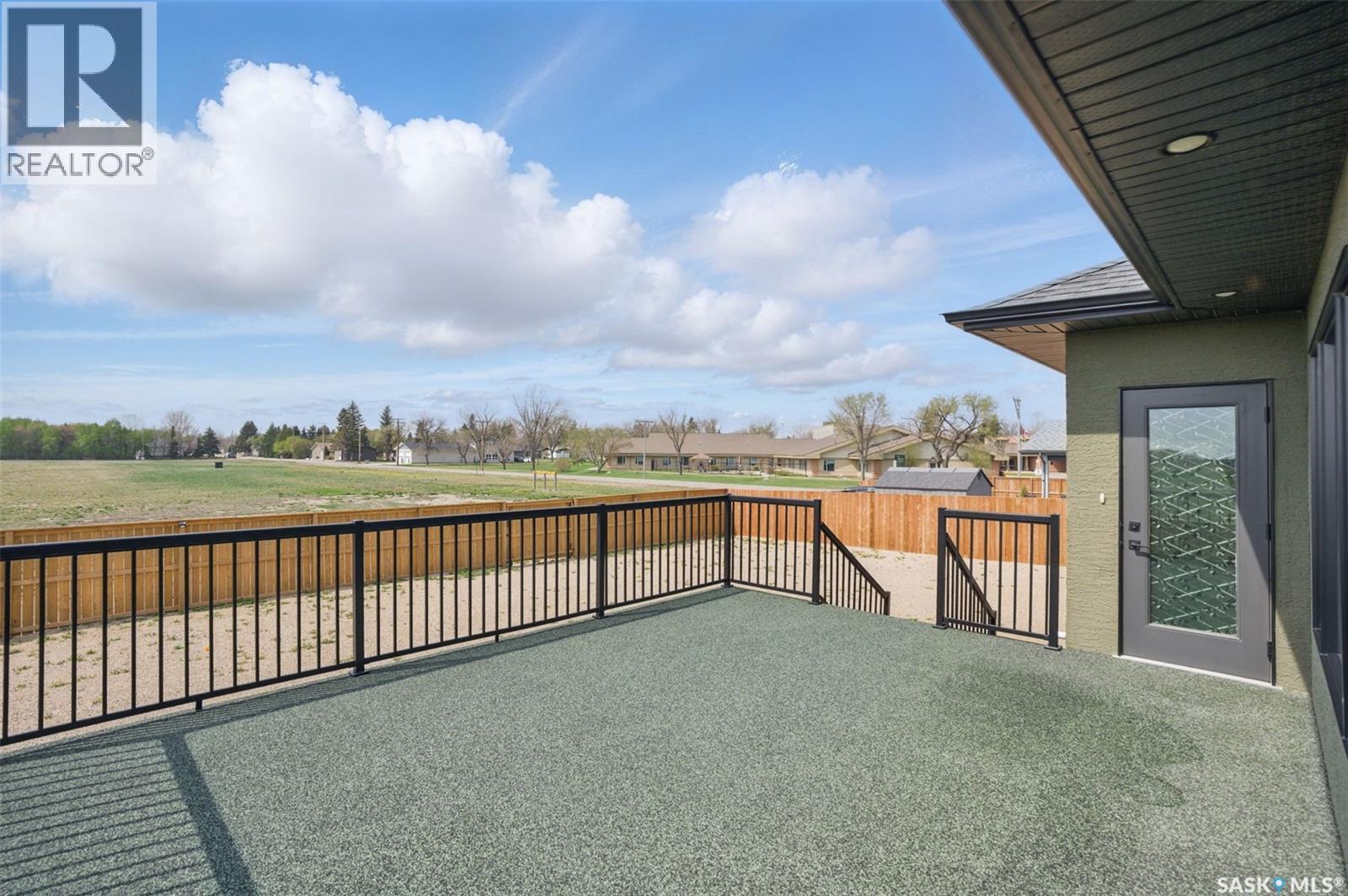 503 8Th Avenue E, Watrous, SK - Outdoor