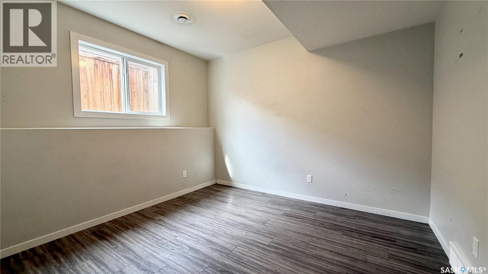 215 V Avenue N, Saskatoon, SK - Indoor Photo Showing Other Room