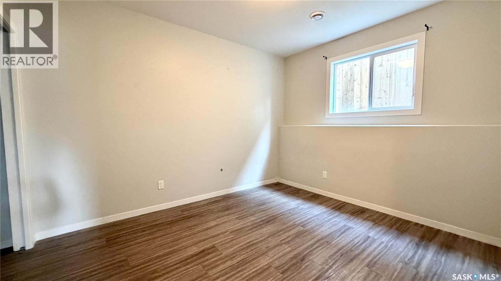 215 V Avenue N, Saskatoon, SK - Indoor Photo Showing Other Room