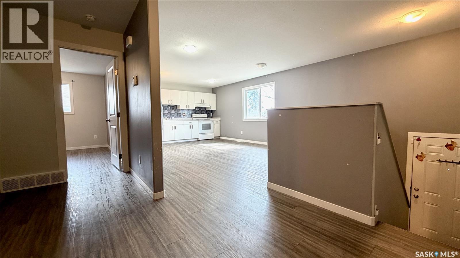 215 V Avenue N, Saskatoon, SK - Indoor Photo Showing Other Room