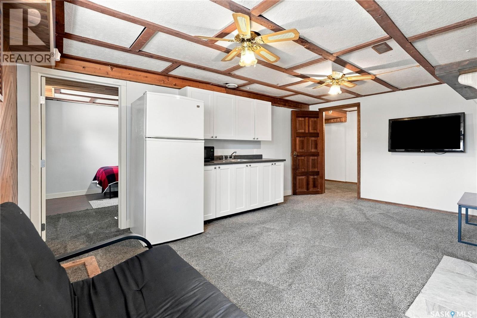 986 Rowell Crescent N, Regina, SK - Indoor