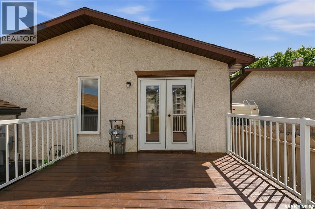 986 Rowell Crescent N, Regina, SK - Outdoor With Deck Patio Veranda With Exterior