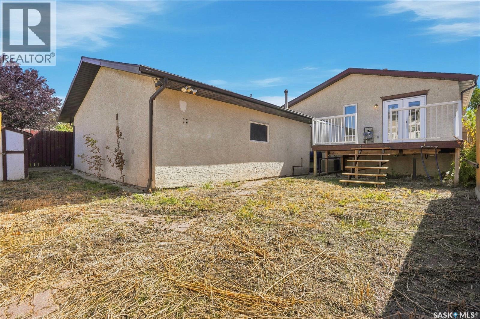 986 Rowell Crescent N, Regina, SK - Outdoor With Deck Patio Veranda With Exterior