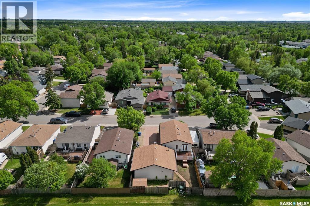 986 Rowell Crescent N, Regina, SK - Outdoor With View