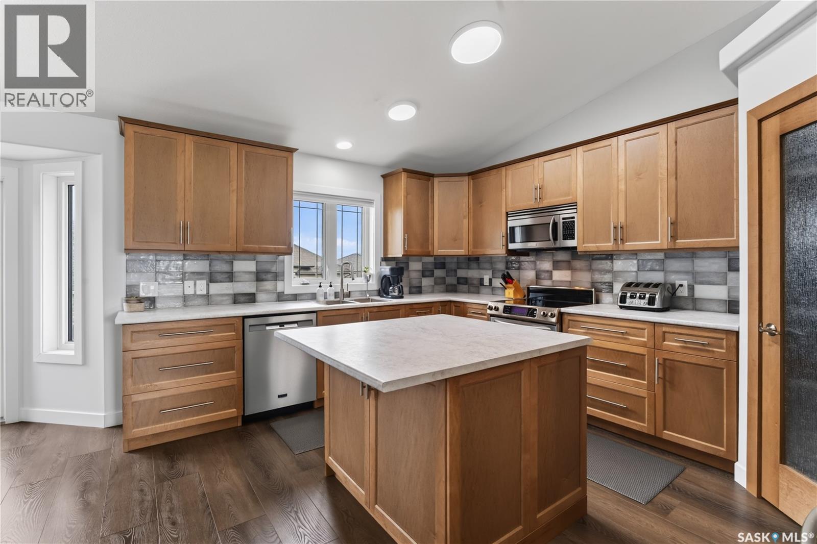 1329 Heidgerken Crescent, Humboldt, SK - Indoor Photo Showing Kitchen