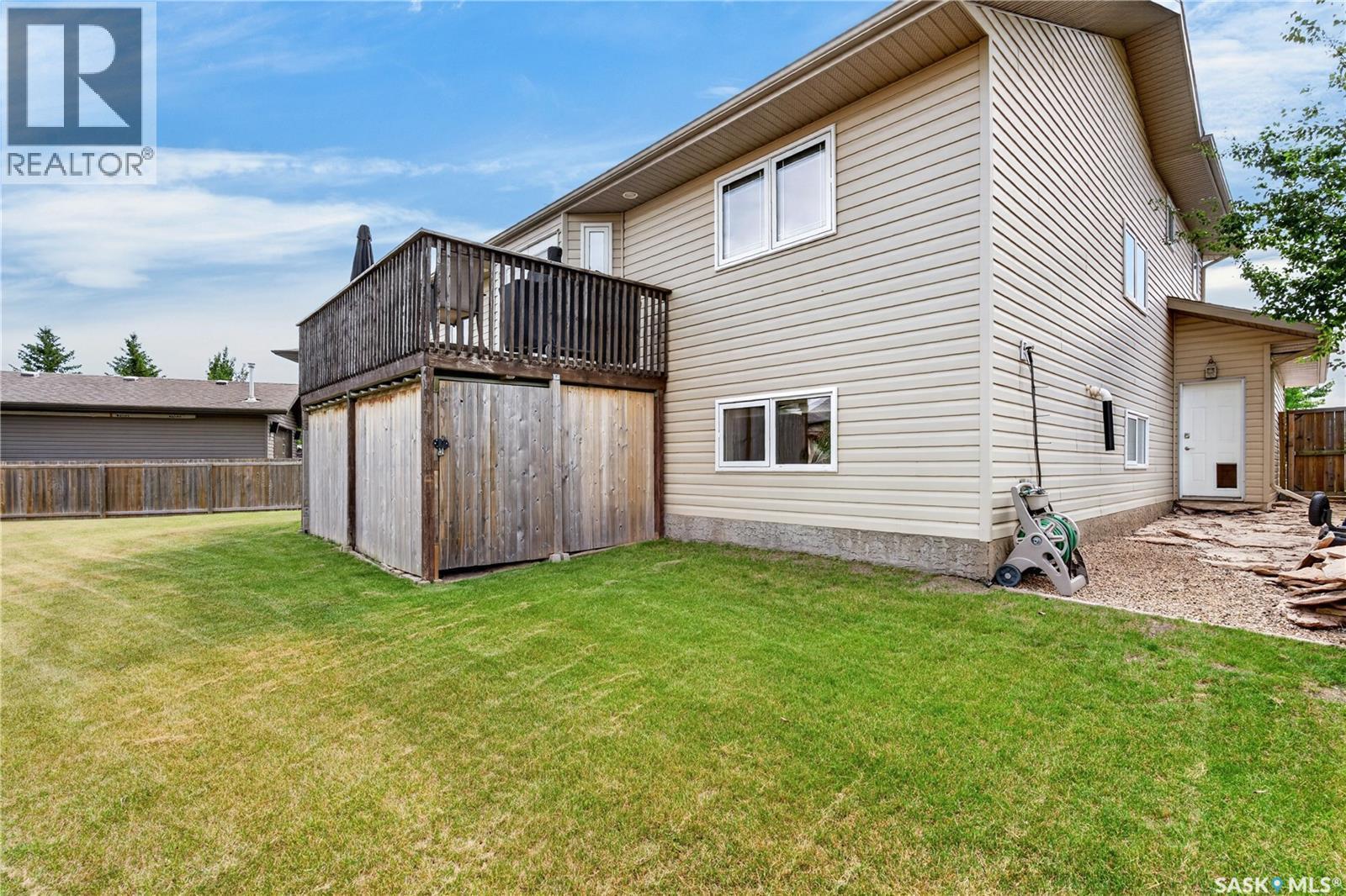 1329 Heidgerken Crescent, Humboldt, SK - Outdoor With Exterior