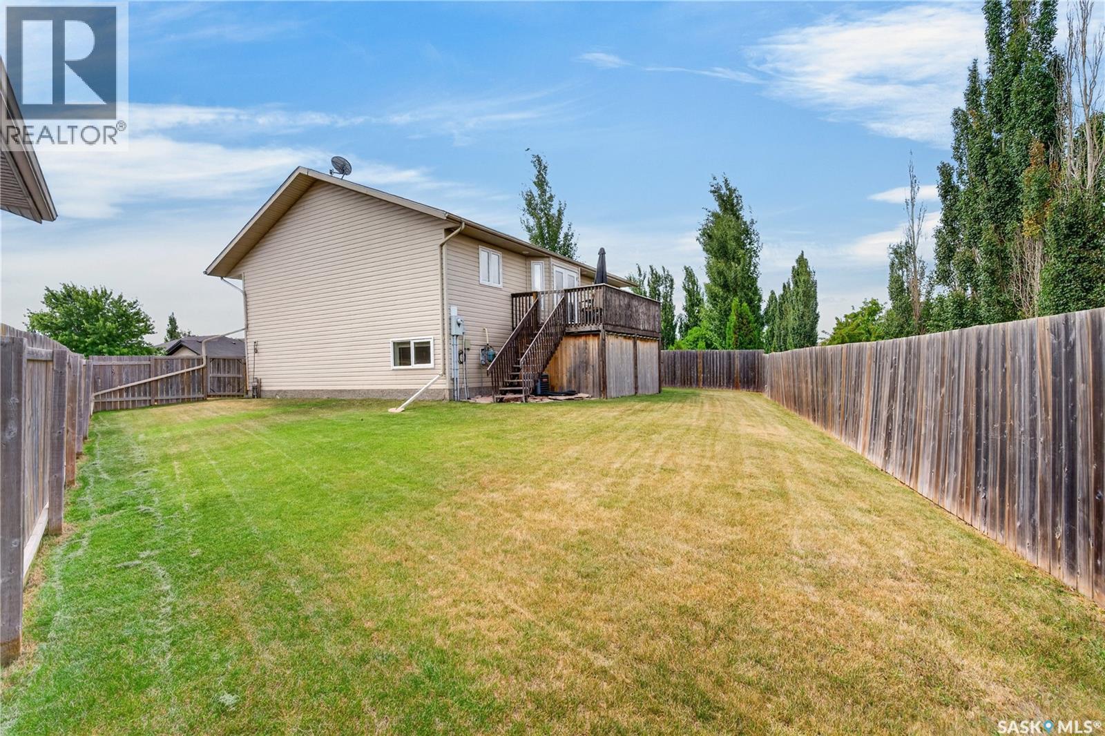 1329 Heidgerken Crescent, Humboldt, SK - Outdoor