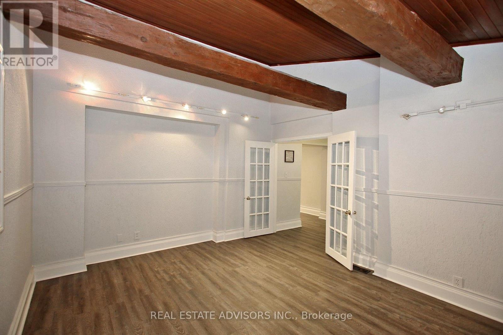 main floor office1 - 7924 Kipling Avenue, Vaughan, ON