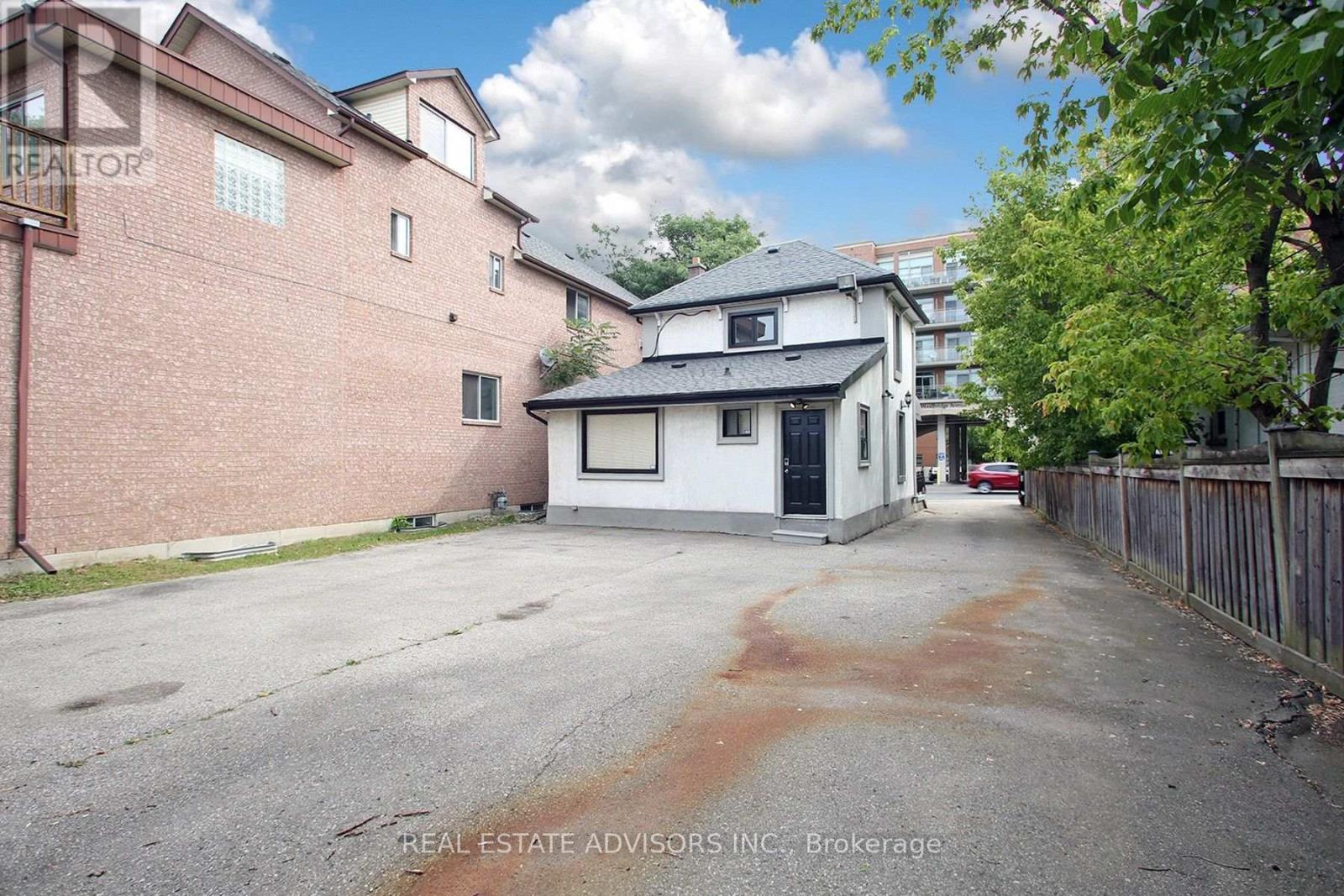 7924 Kipling Avenue, Vaughan, ON