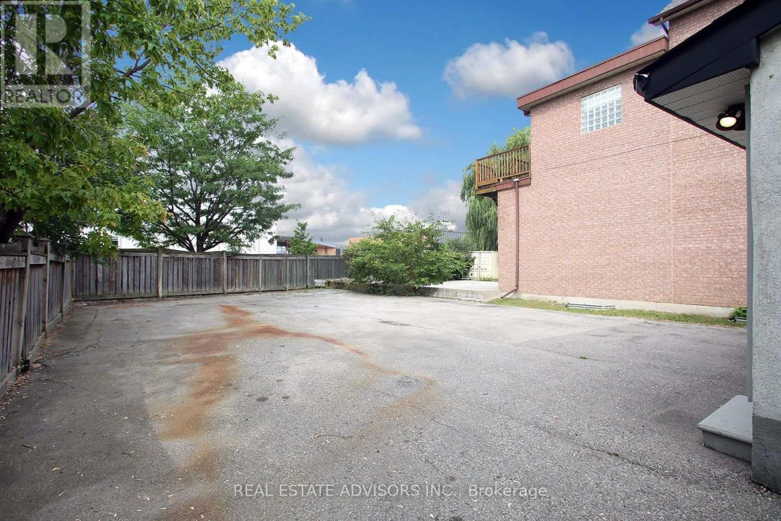 rear parking - 7924 Kipling Avenue, Vaughan, ON
