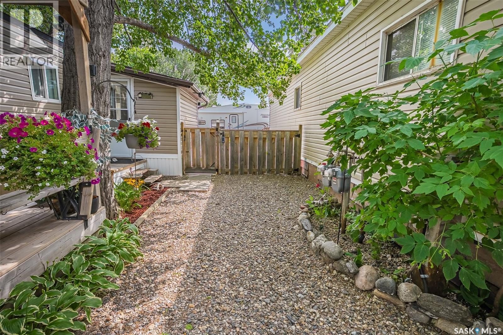 102 219 Grant Street, Saskatoon, SK