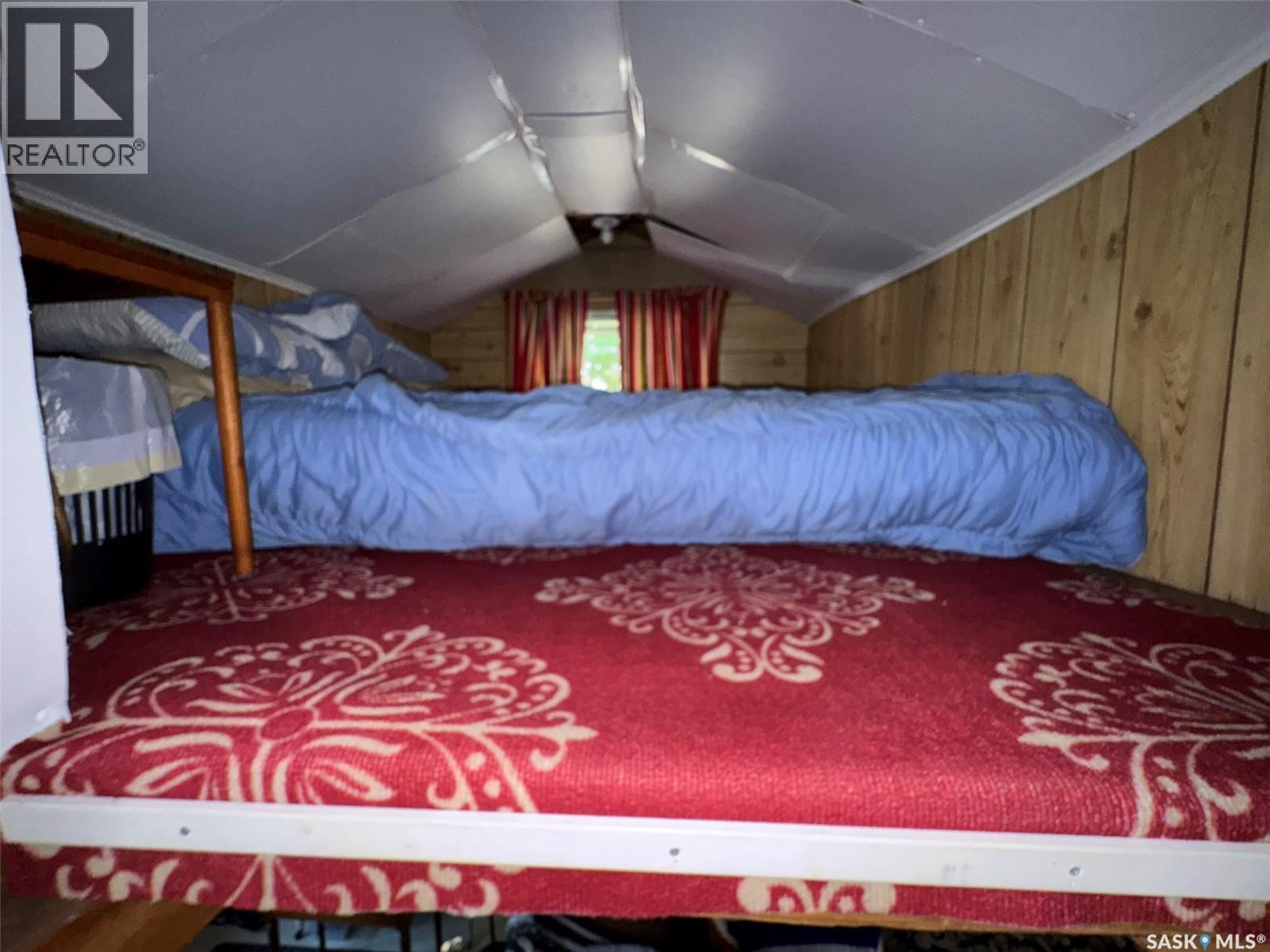 2 Grove Lane, Grandview Beach, SK - Indoor Photo Showing Bedroom