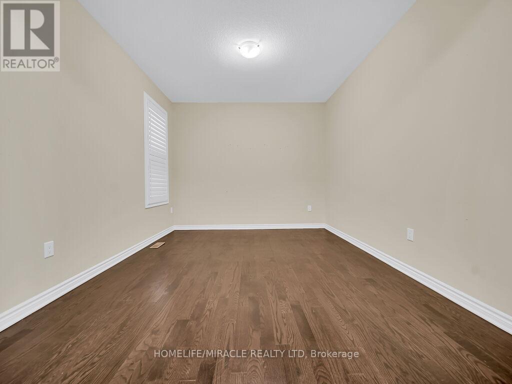 52 Compass Trail, Cambridge, ON - Indoor Photo Showing Other Room