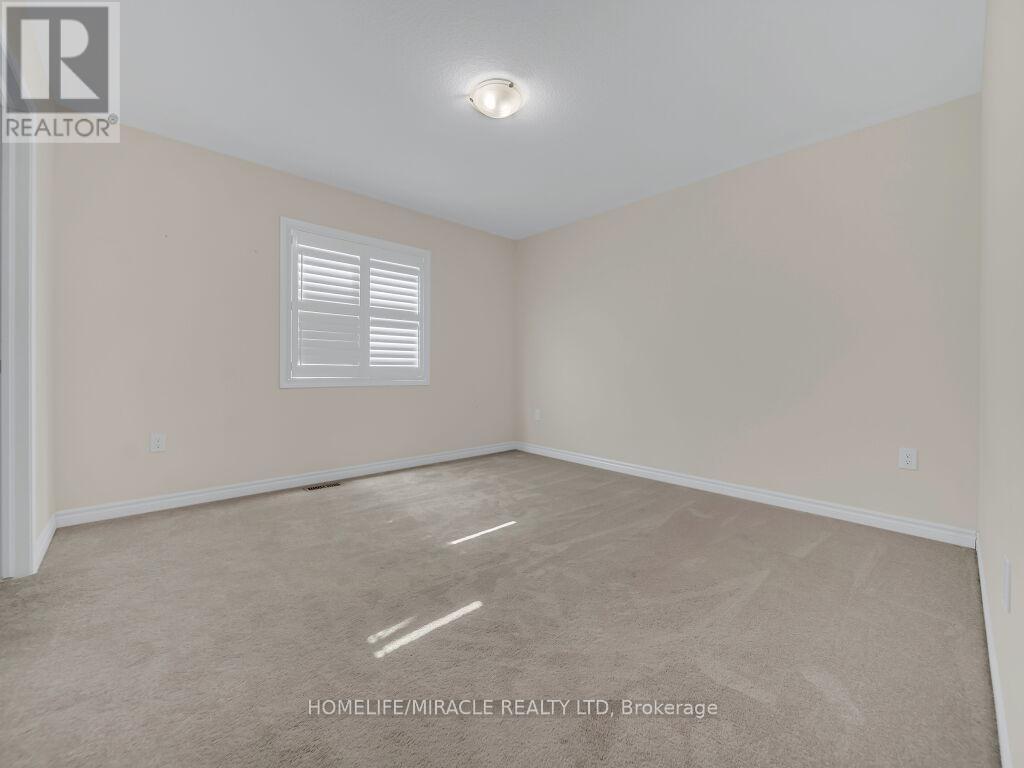 52 Compass Trail, Cambridge, ON - Indoor Photo Showing Other Room