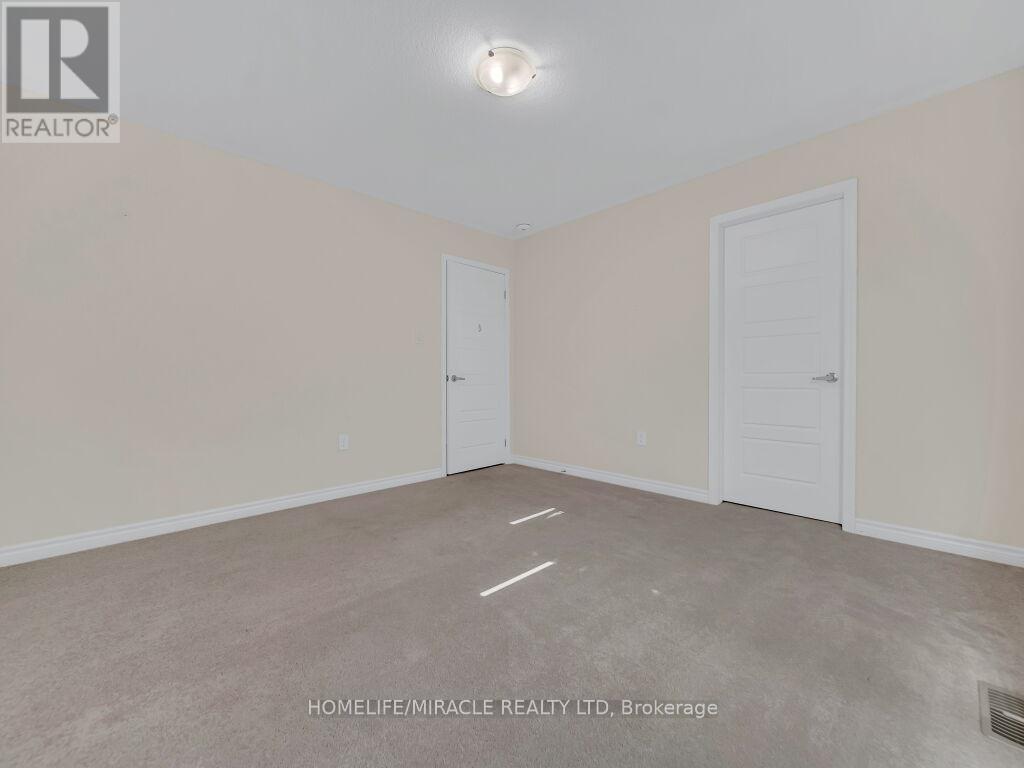 52 Compass Trail, Cambridge, ON - Indoor Photo Showing Other Room