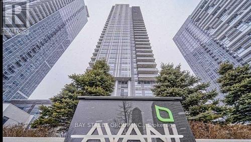 2917 - 275 VILLAGE GREEN SQUARE  Toronto, ON M1S 0L8