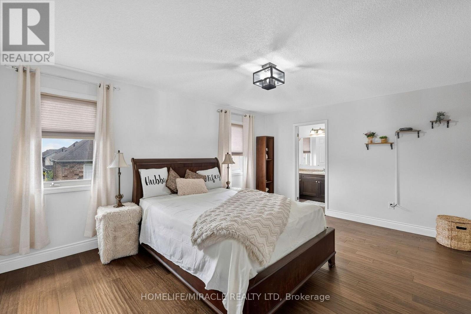 452 Tyrone Crescent, Milton, ON - Indoor Photo Showing Bedroom