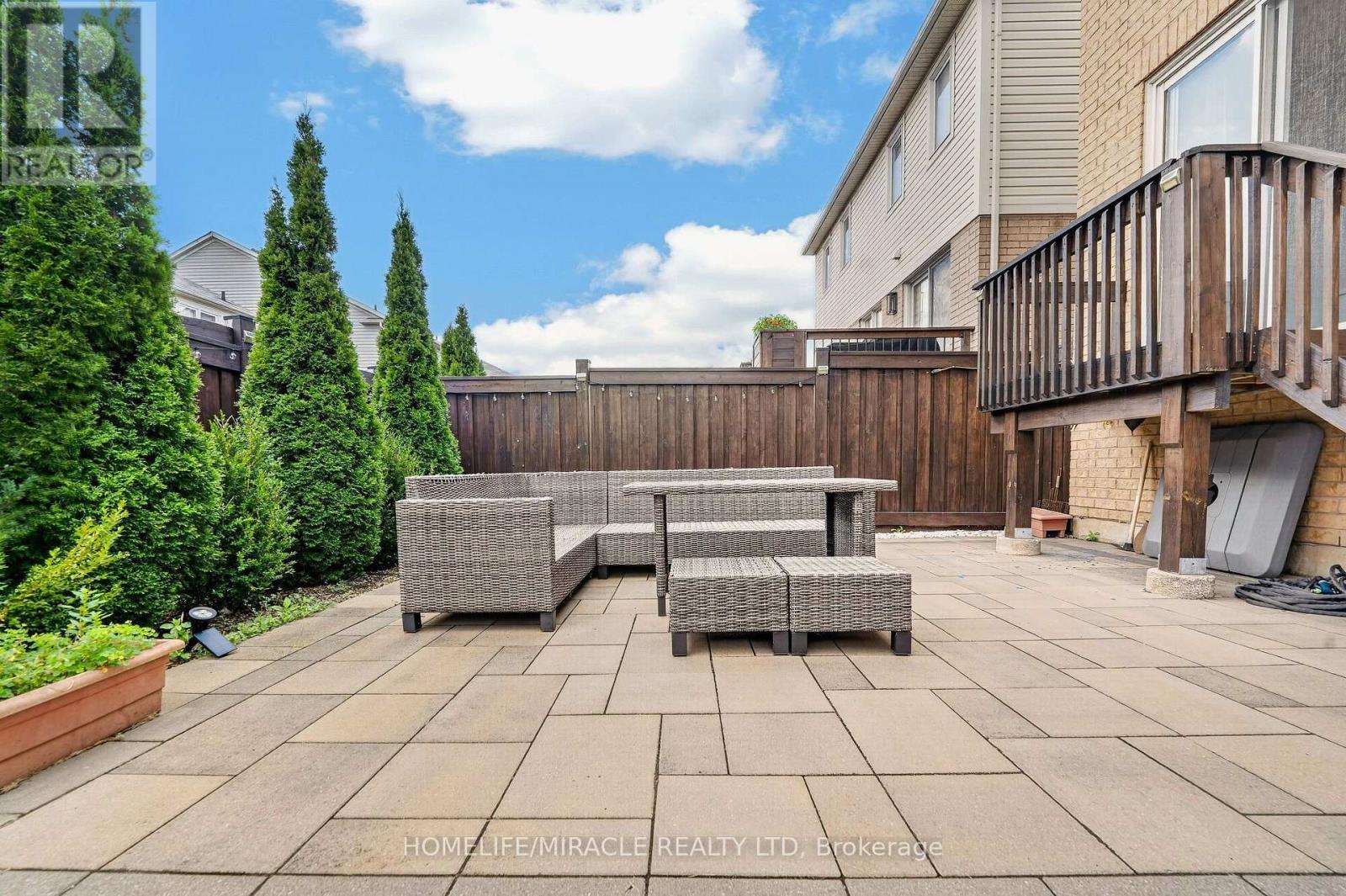452 Tyrone Crescent, Milton, ON - Outdoor With Deck Patio Veranda With Exterior