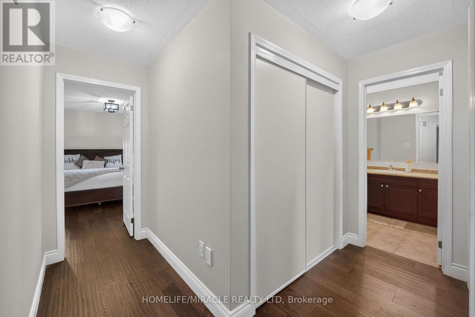 452 Tyrone Crescent, Milton, ON - Indoor Photo Showing Other Room