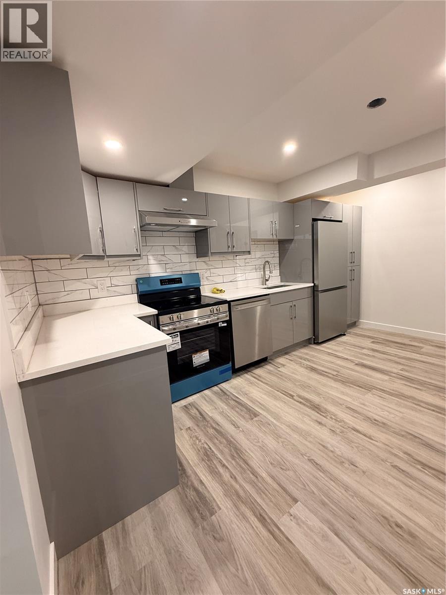 231 Katz Court, Saskatoon, SK - Indoor Photo Showing Kitchen