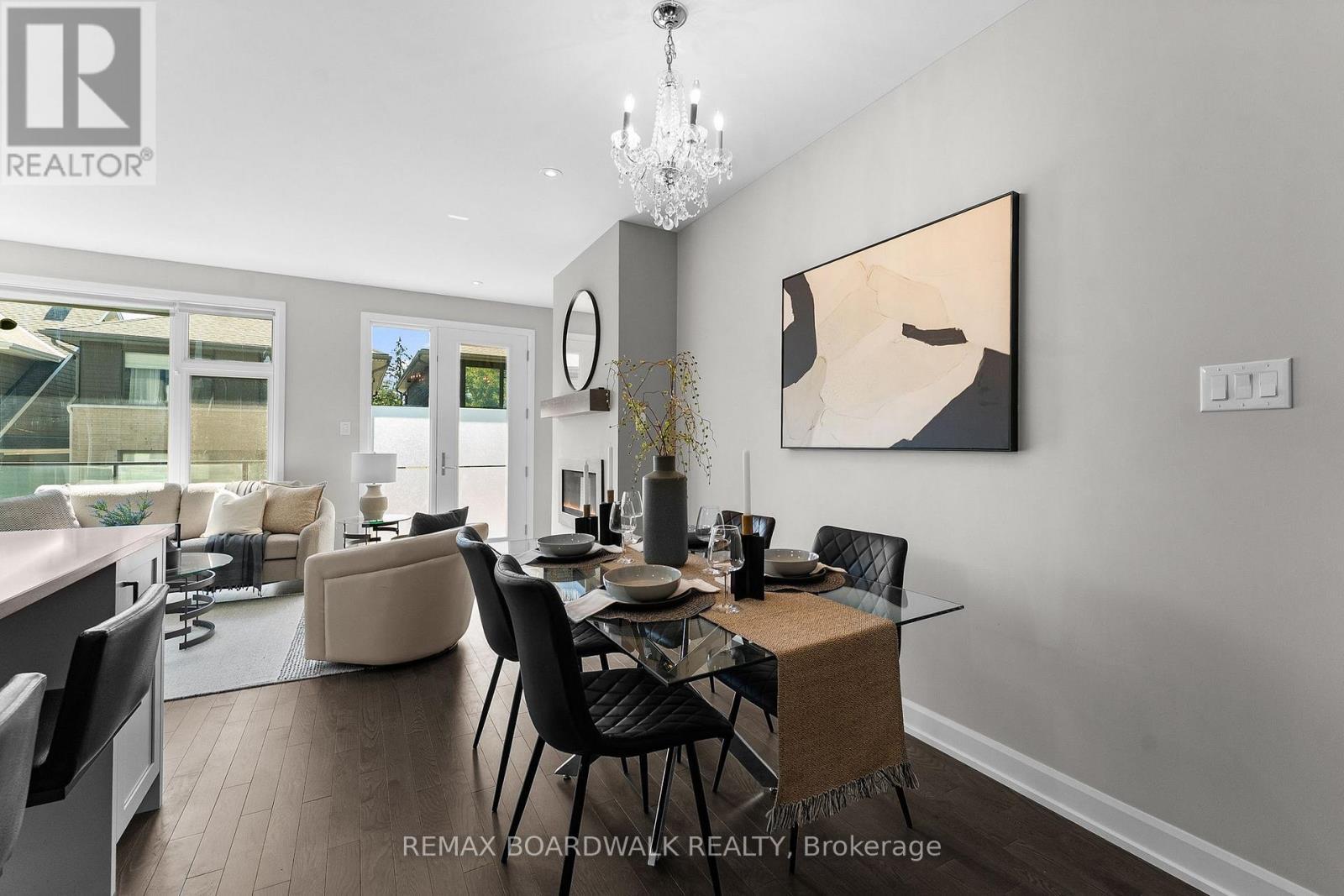 14 Philosopher Private, Ottawa, ON - Indoor Photo Showing Dining Room