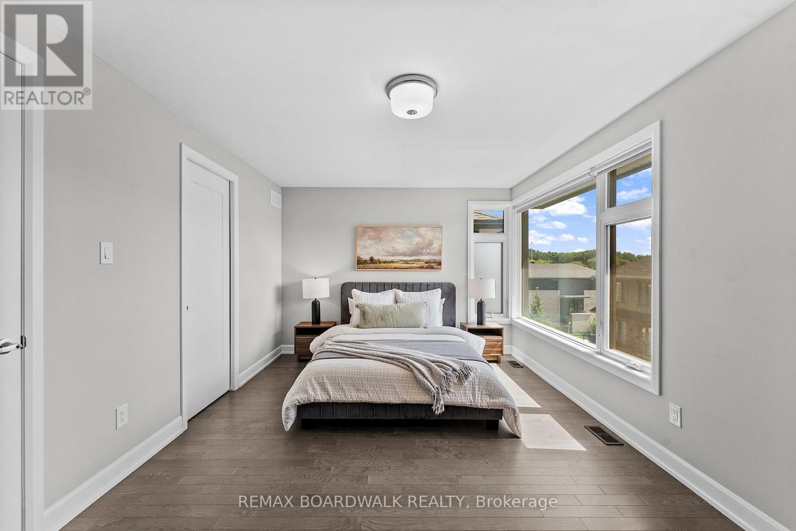 14 Philosopher Private, Ottawa, ON - Indoor Photo Showing Bedroom