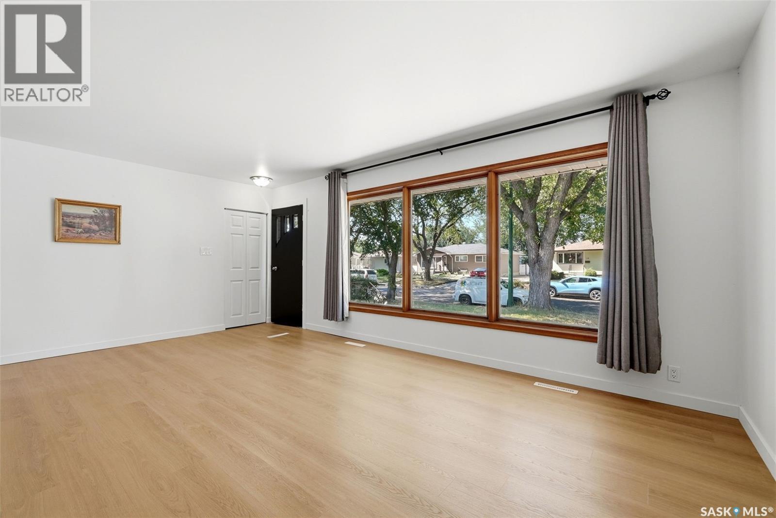 137 Garnet Street, Regina, SK - Indoor Photo Showing Other Room