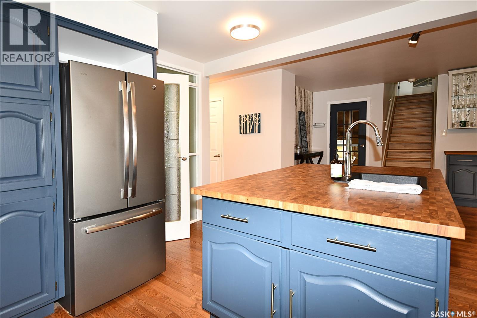 321 1St Avenue N, Big River, SK - Indoor Photo Showing Kitchen