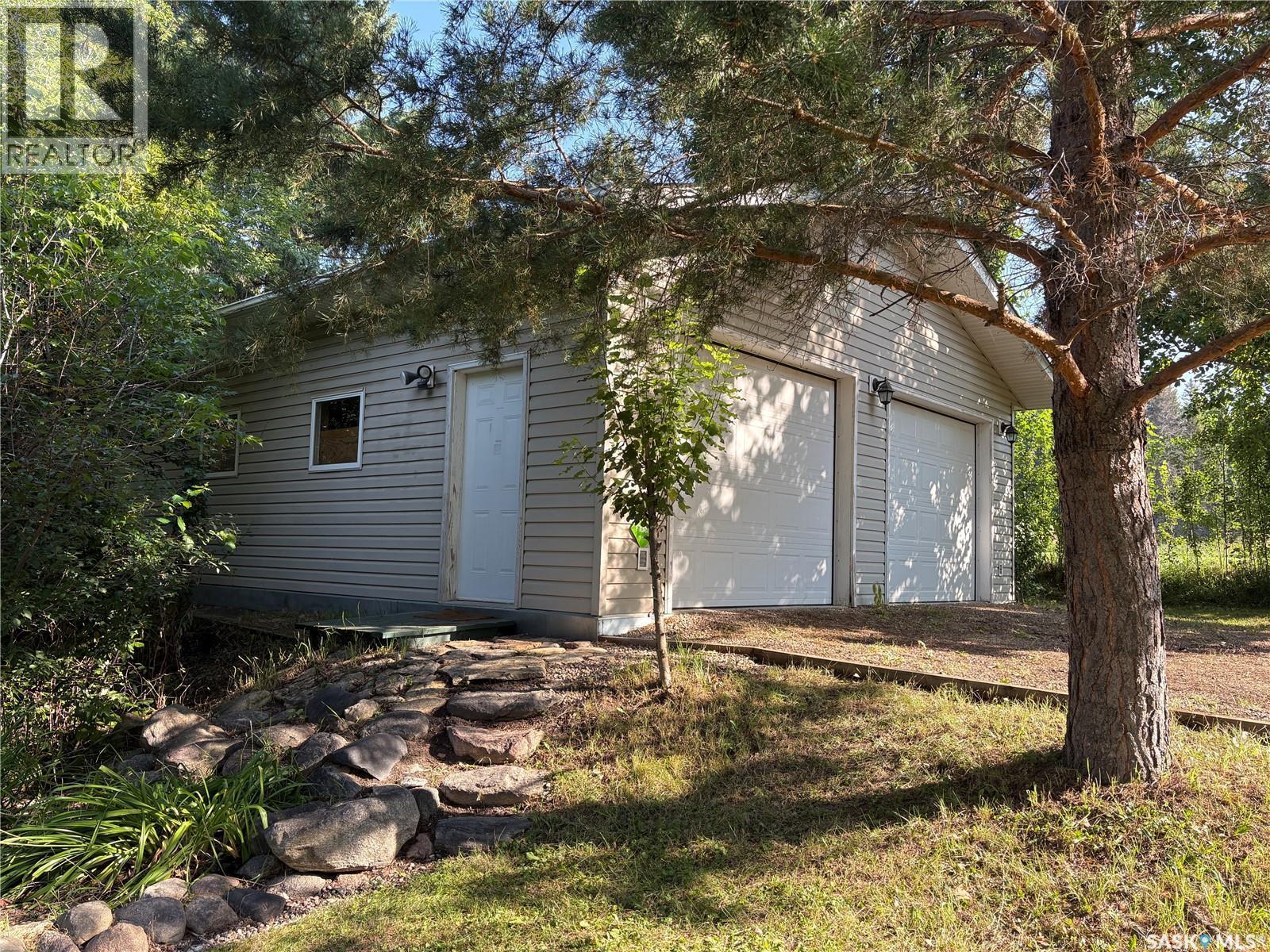 321 1St Avenue N, Big River, SK - Outdoor