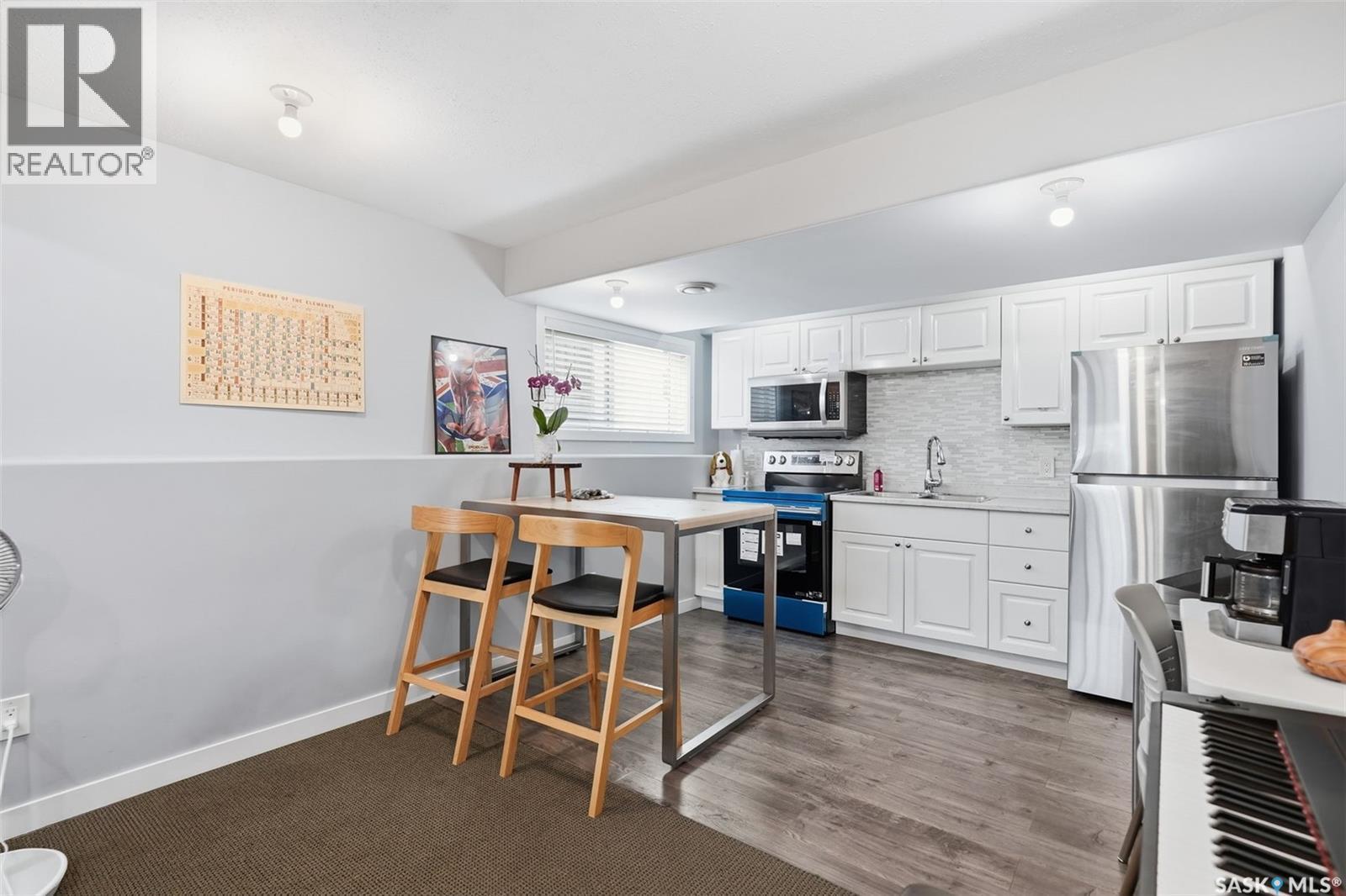 110 Bennion Crescent, Saskatoon, SK - Indoor Photo Showing Kitchen With Stainless Steel Kitchen