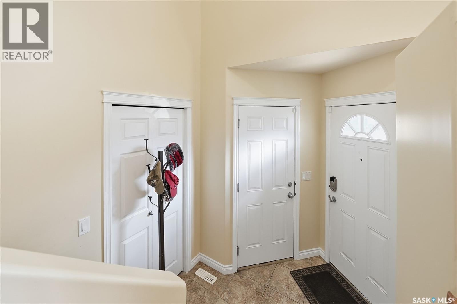 110 Bennion Crescent, Saskatoon, SK - Indoor Photo Showing Other Room