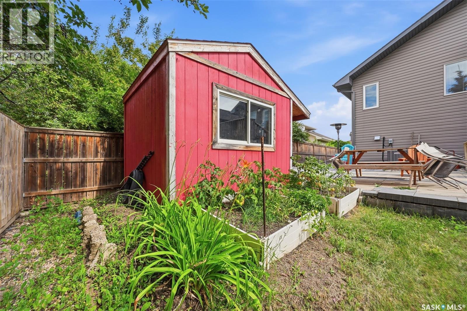110 Bennion Crescent, Saskatoon, SK - Outdoor With Deck Patio Veranda With Exterior