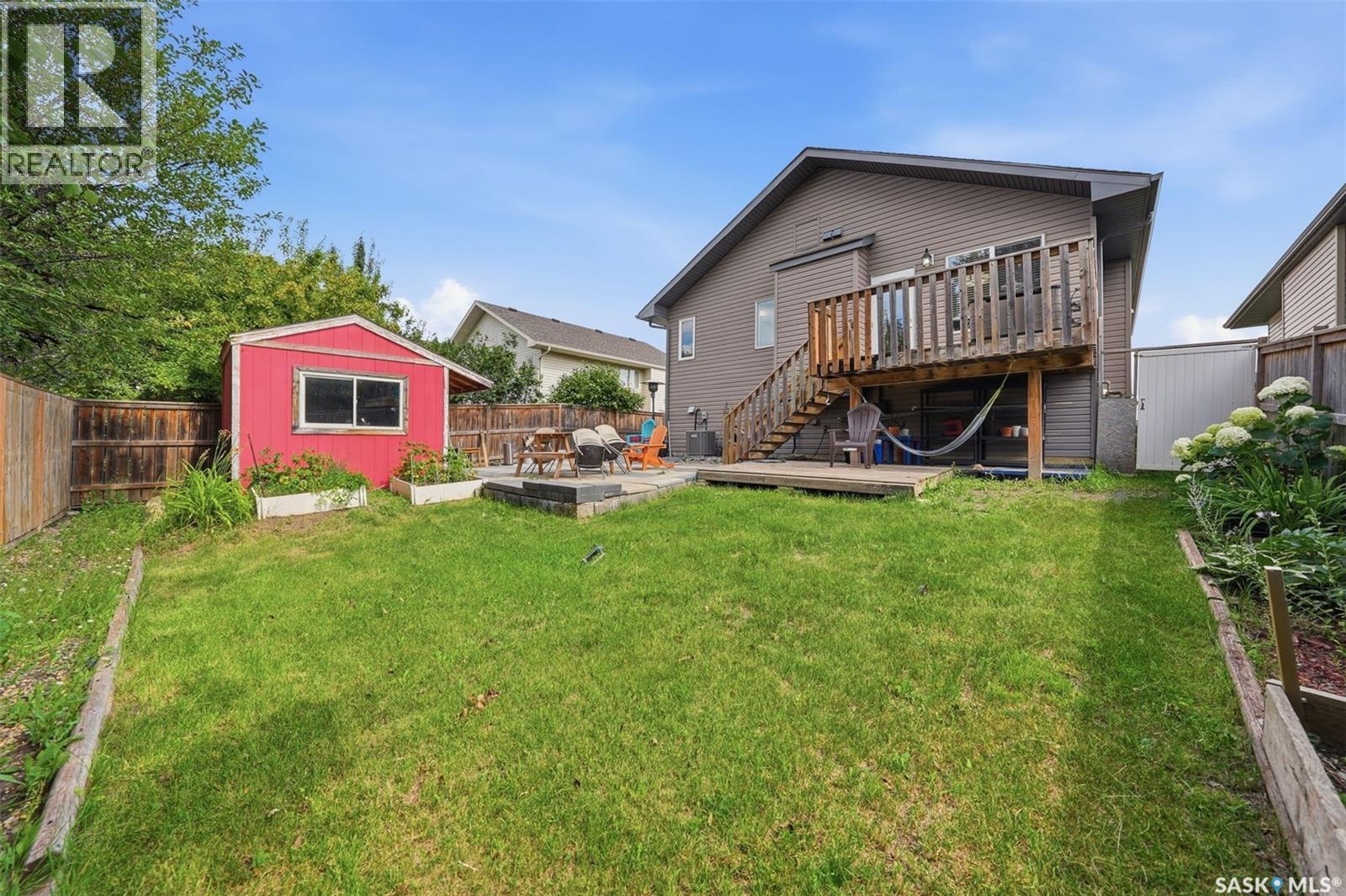 110 Bennion Crescent, Saskatoon, SK - Outdoor With Deck Patio Veranda