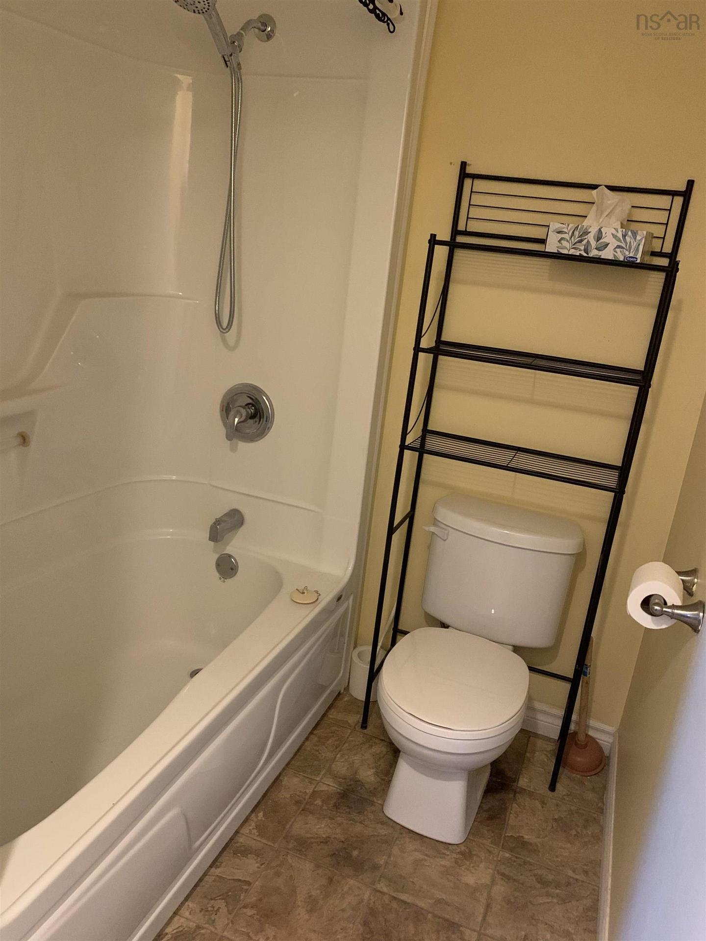 16 Williams Point Road, Antigonish, NS - Indoor Photo Showing Bathroom
