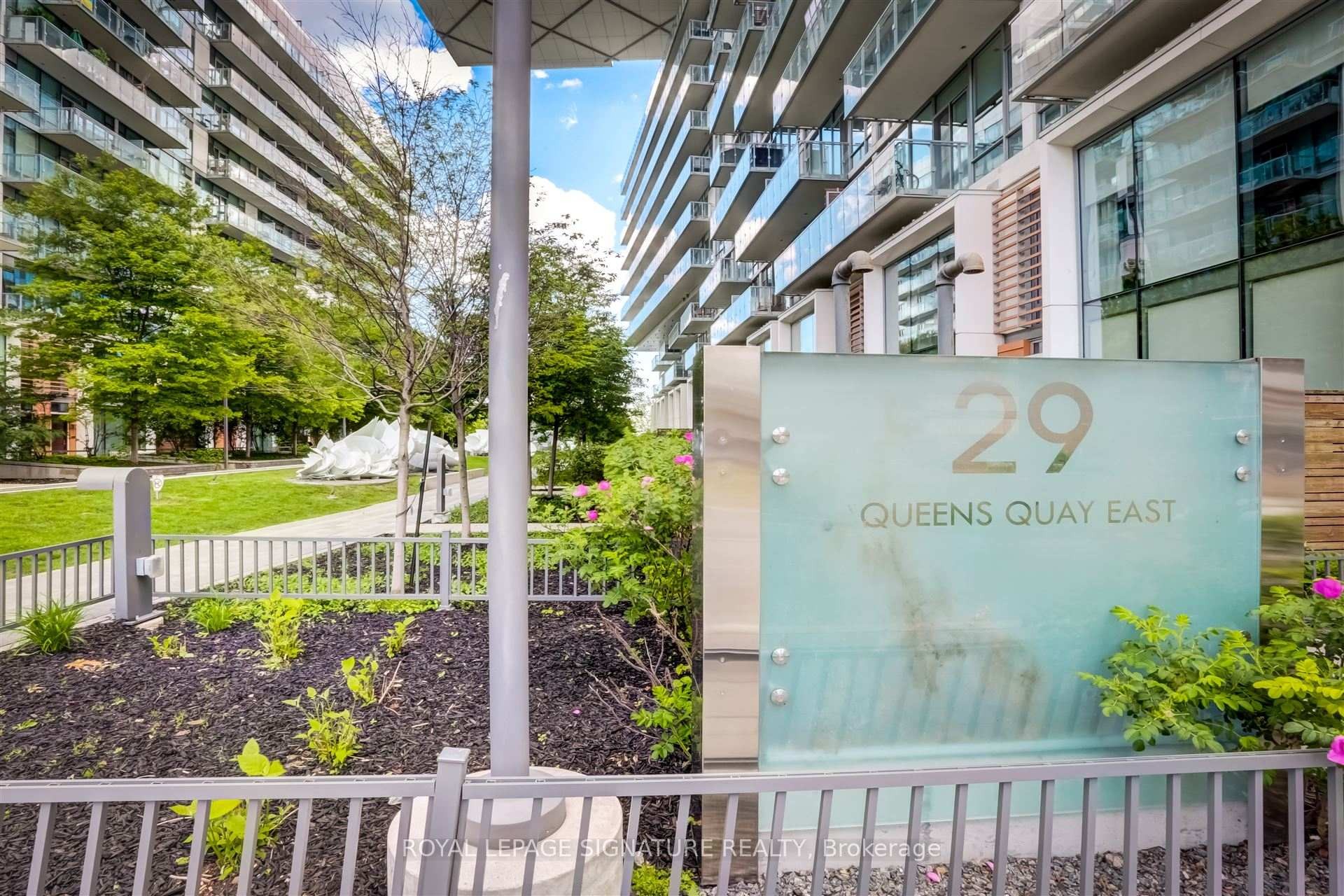 424-29 Queens Quay E, Toronto, ON - Outdoor