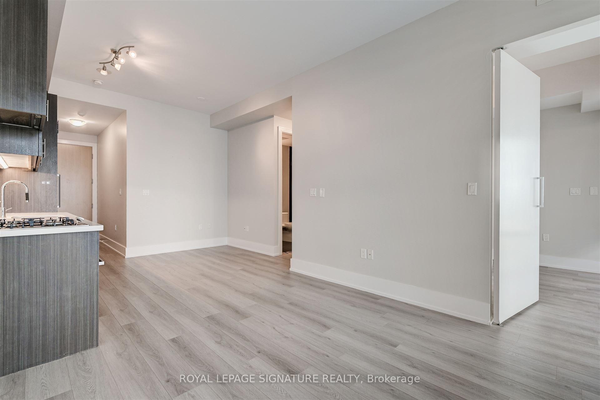 424-29 Queens Quay E, Toronto, ON - Indoor Photo Showing Kitchen