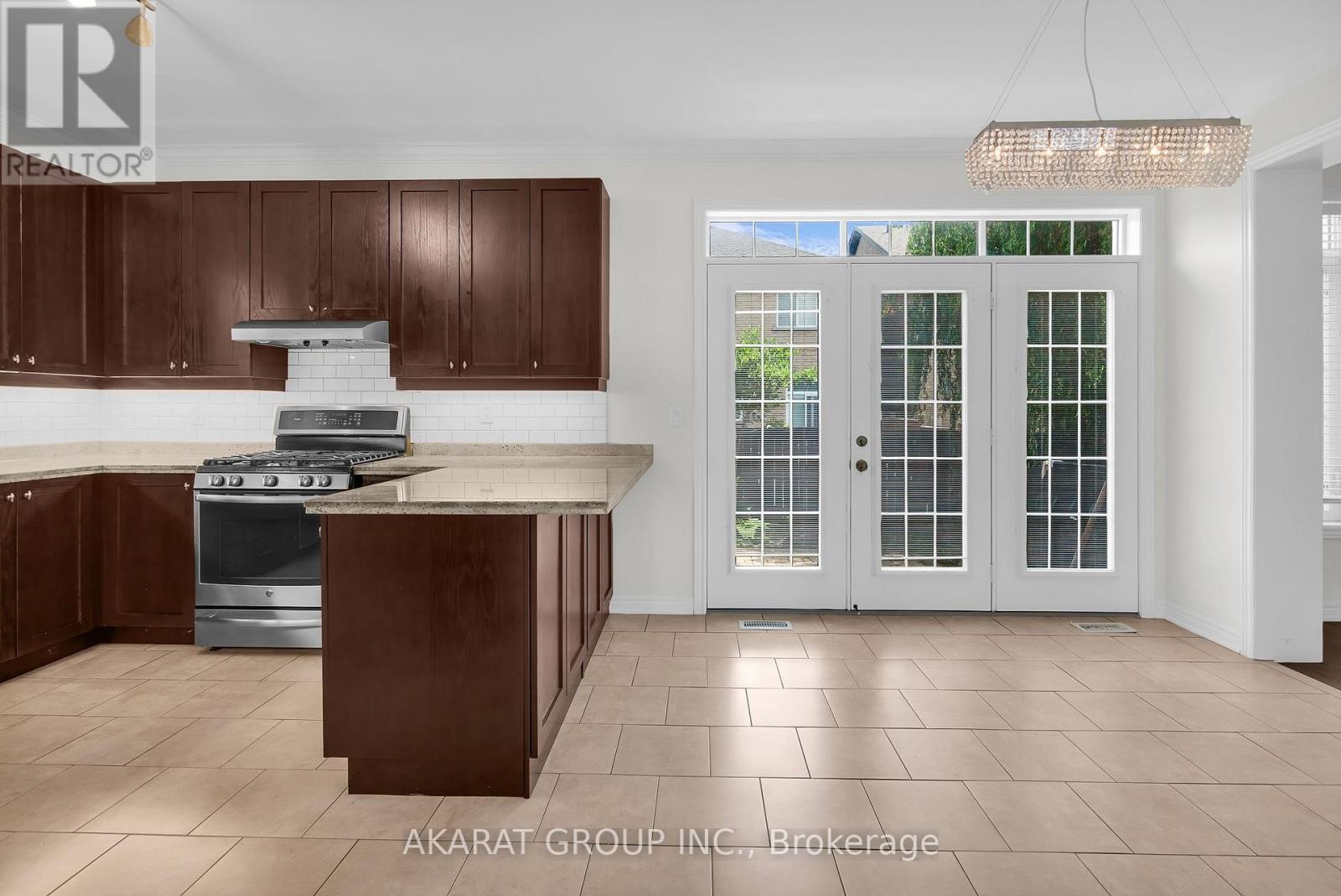 4650 Ethel Road, Burlington, ON - Indoor Photo Showing Kitchen