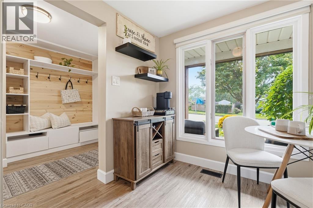 563 Westvale Drive, Waterloo, ON - Indoor