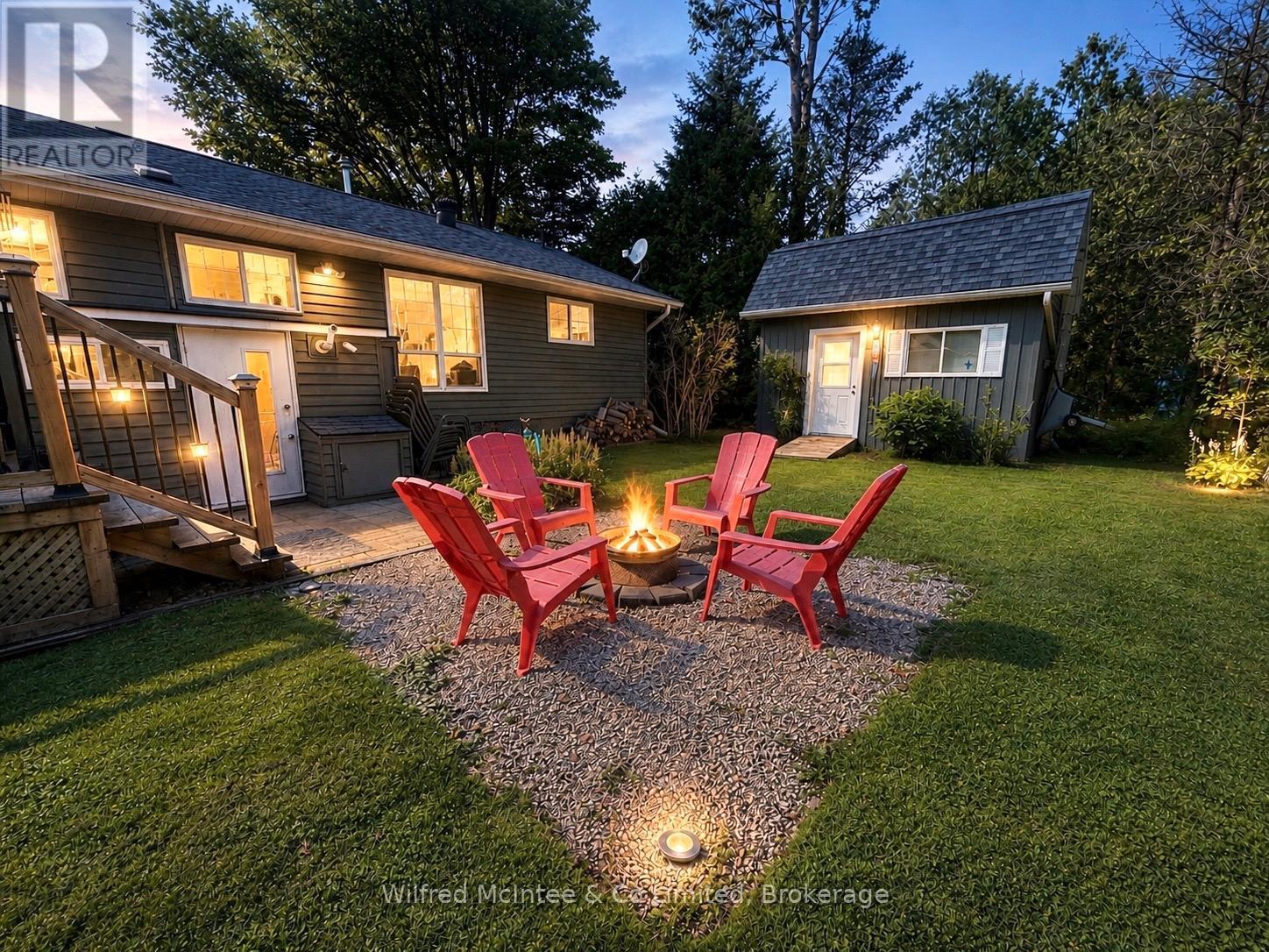 Come sit by the fire - 32 Mohawk Drive, Native Leased Lands, ON - Outdoor With Deck Patio Veranda