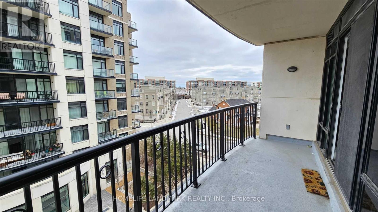 513 - 131 Upper Duke Crescent, Markham, ON - Outdoor With Balcony With Exterior
