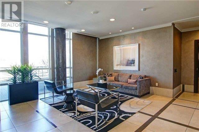 513 - 131 Upper Duke Crescent, Markham, ON - Indoor Photo Showing Other Room